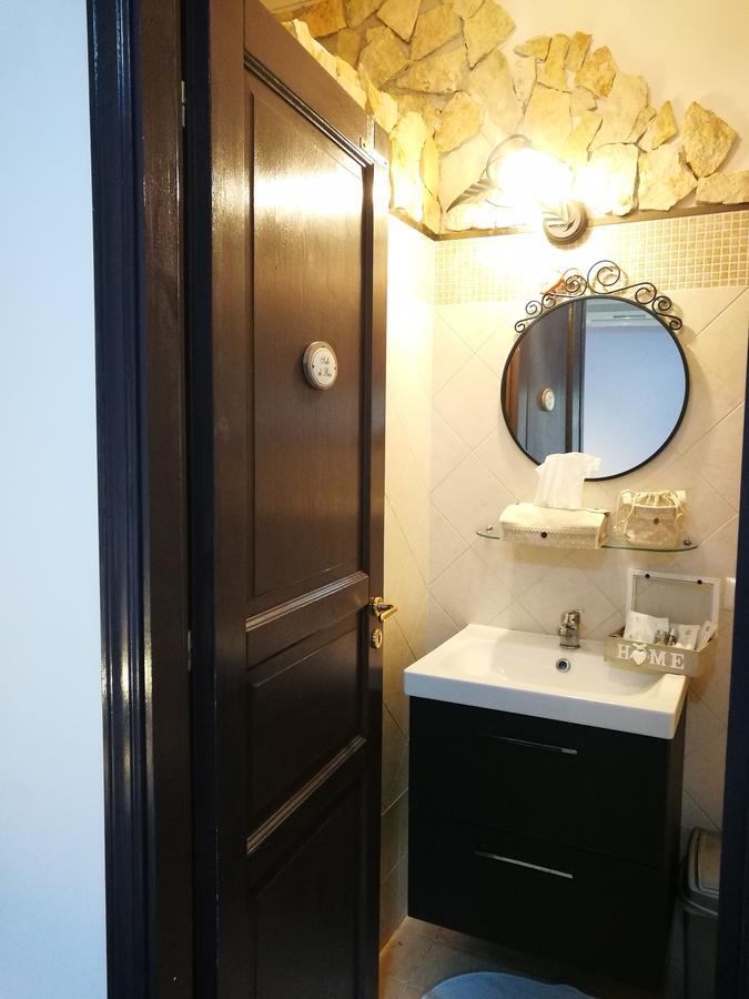 Antica Aria Di Roma Bed and Breakfast Esterno foto