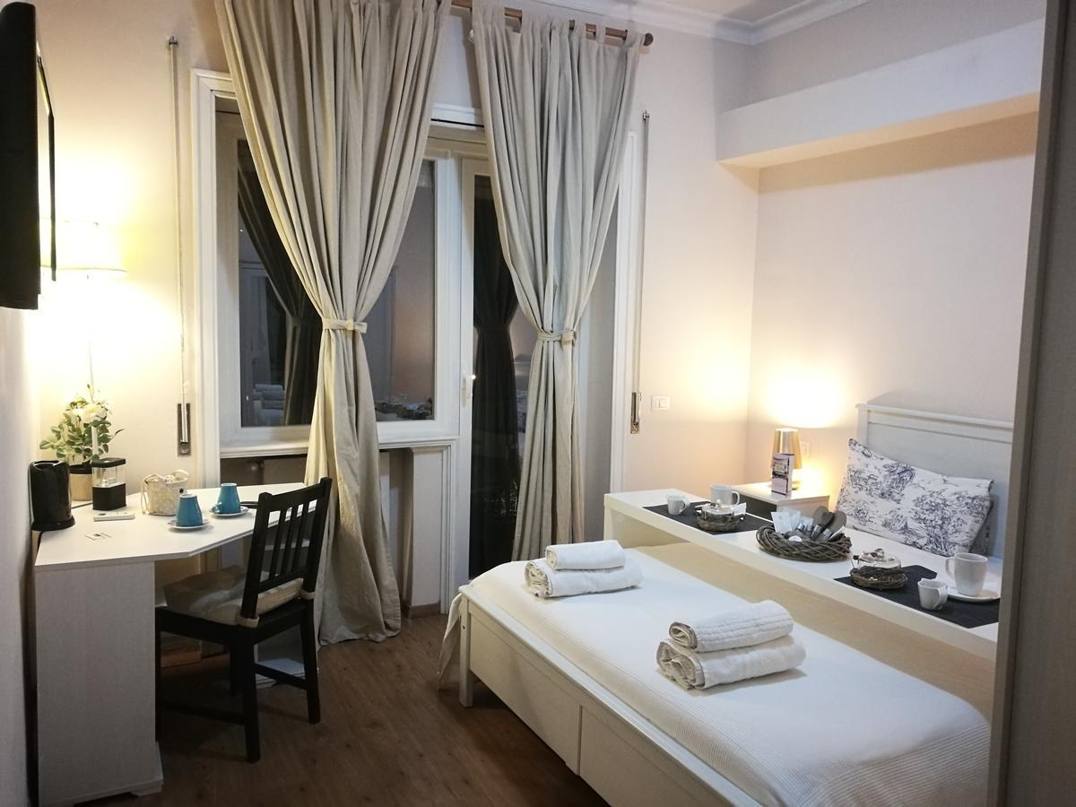 Antica Aria Di Roma Bed and Breakfast Esterno foto